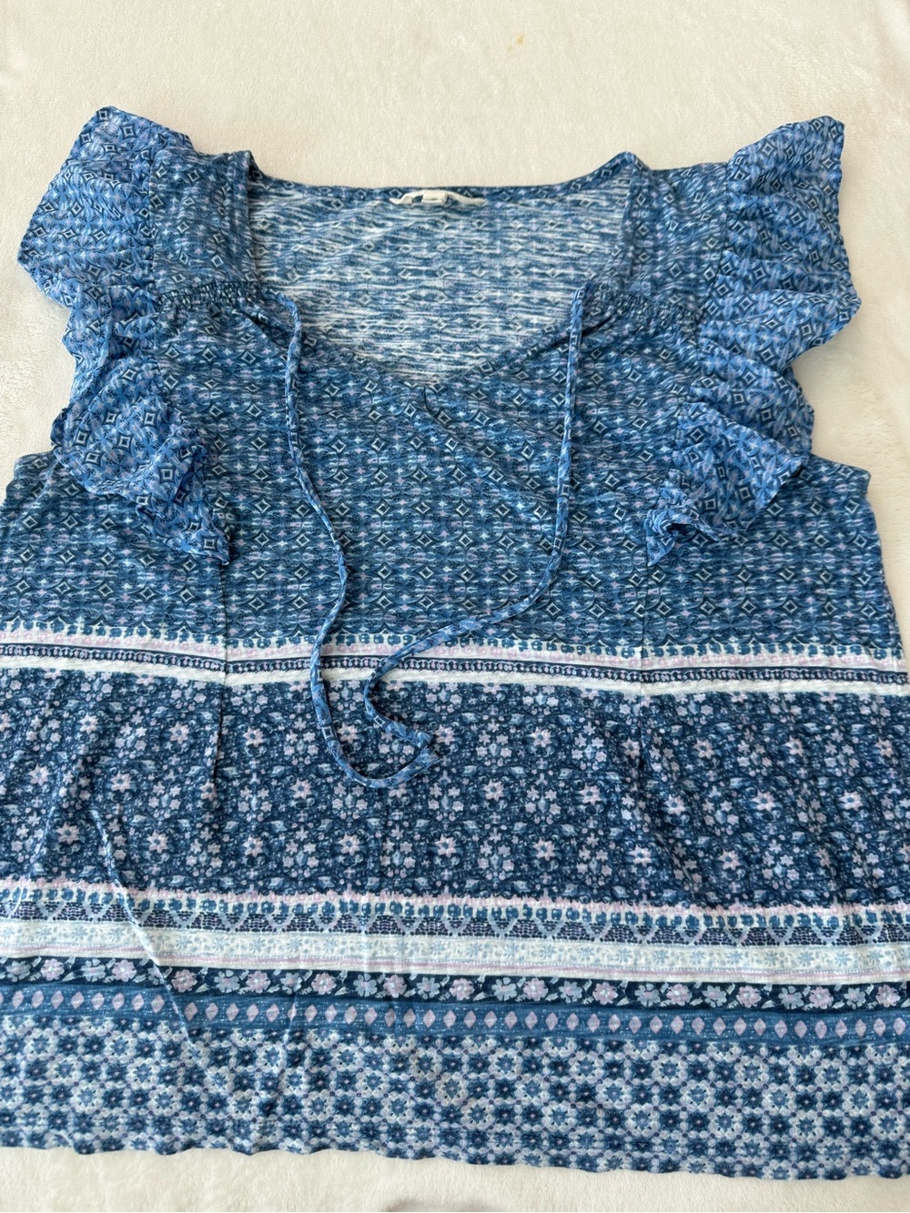 Lucky Brand Women’s Size Medium Blue Print Blouse D83